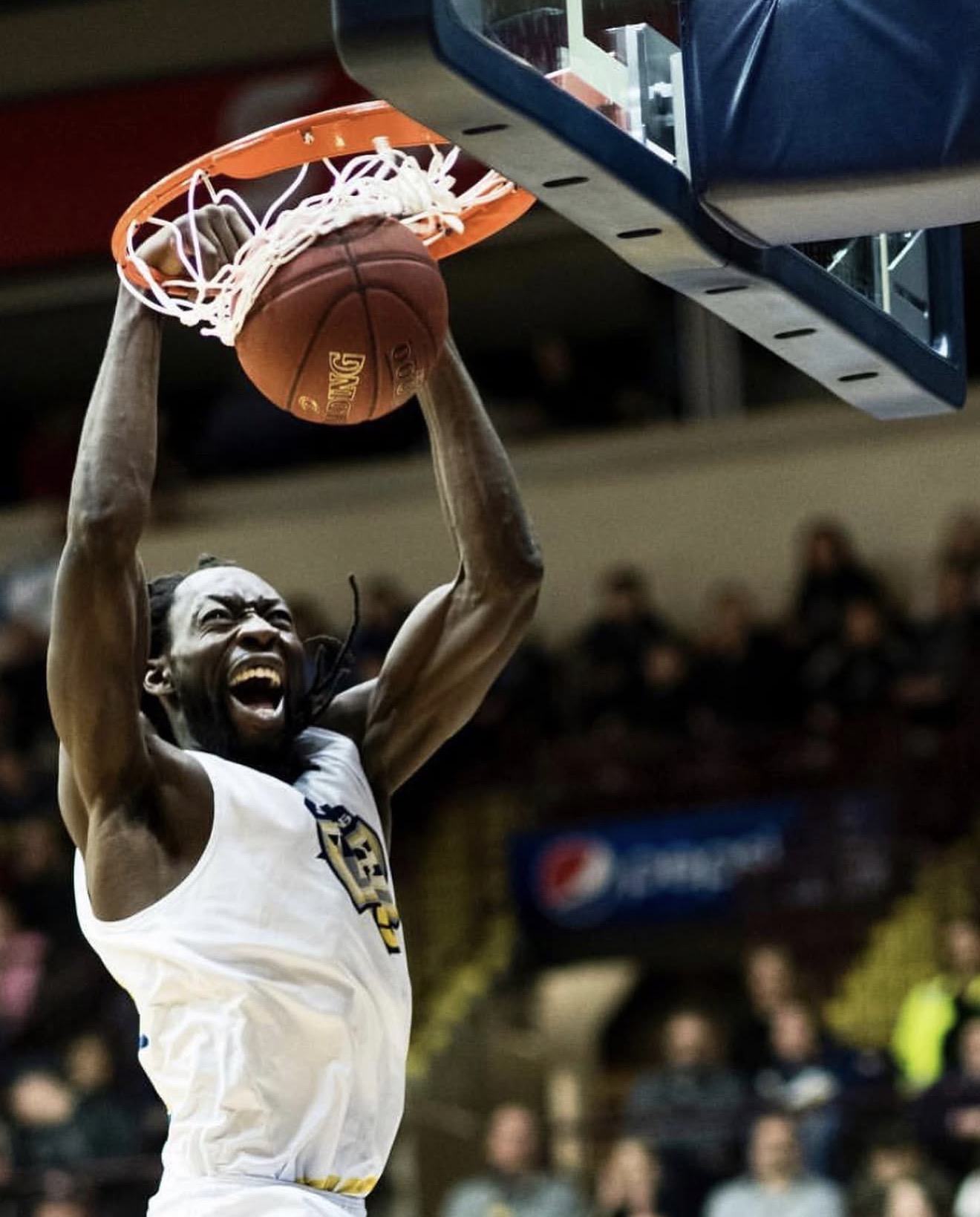 Player finishing at the rim